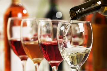 6 chai rượu vang giá dưới 300K được săn lùng nhiều nhất hiện nay