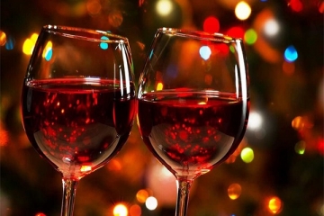 Gợi ý 6 chai rượu vang ngon cho đêm Giáng sinh ấm áp