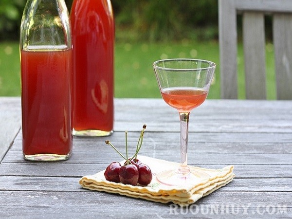 Cách ngâm rượu Cherry ngon, đơn giản tại nhà